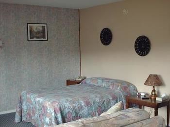 Travellers Rest Motel Салмон-Арм Екстер'єр фото