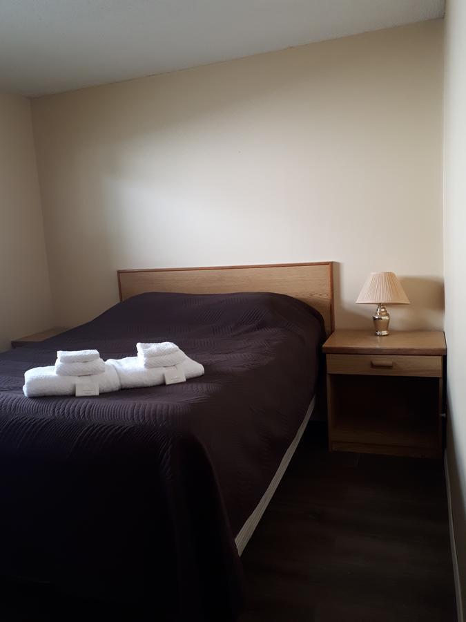 Travellers Rest Motel Салмон-Арм Екстер'єр фото